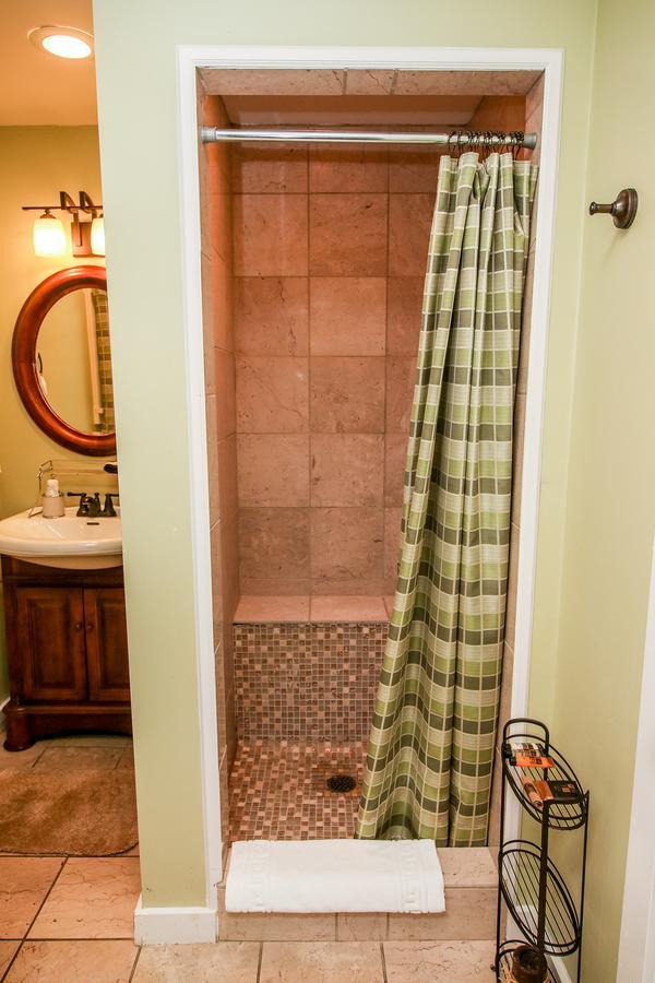 Hawthorne Park Bed And Breakfast Колумбус Экстерьер фото